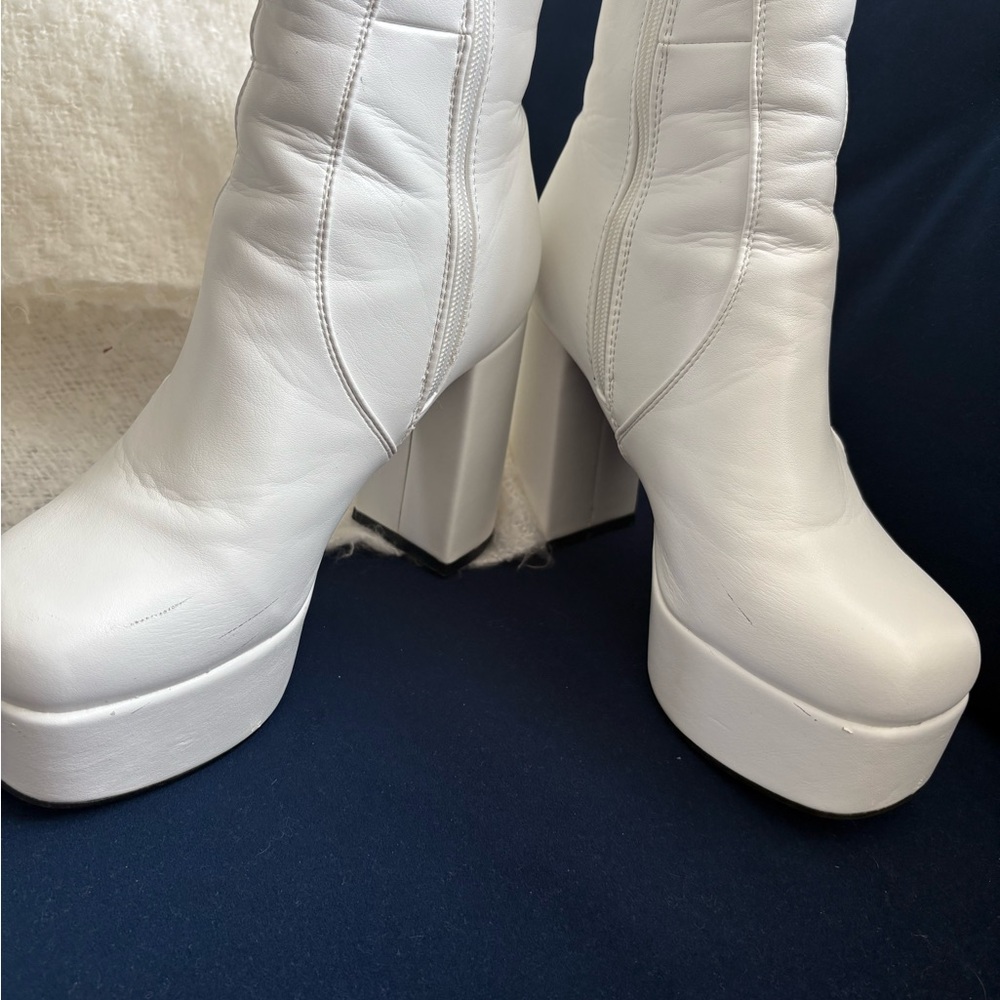 Pink and White Platform Shoes with Heart Details - Picture 4 of 5